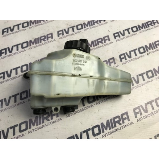 Бачок главного тормозного цилиндра VW Passat B6 2.0TDI 2005-2010 3C2611301